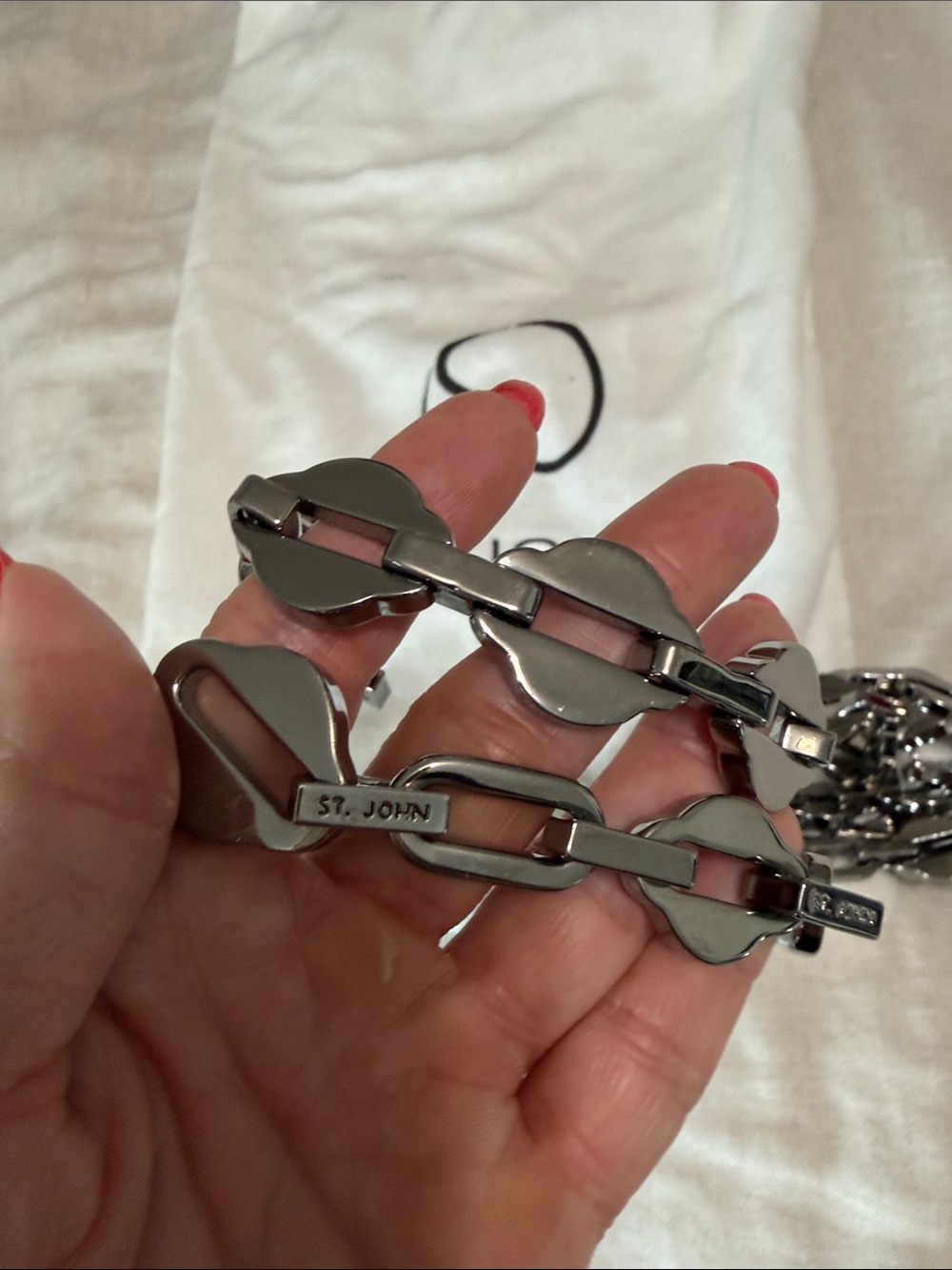 St. John Gunmetal Toned Linked Chain Belt - Picture 3 of 3